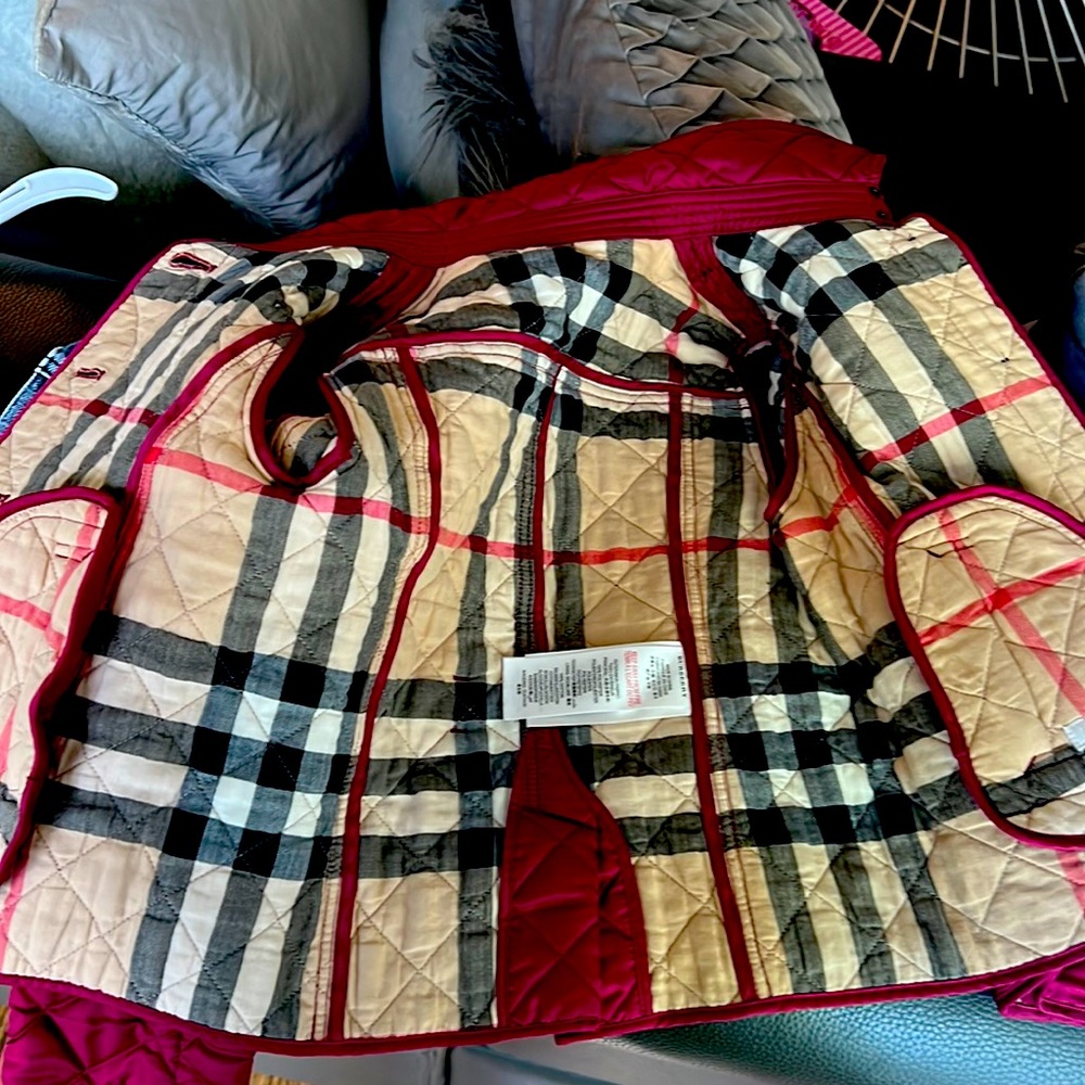 Girls Burberry Jacket sz. 6 great condition